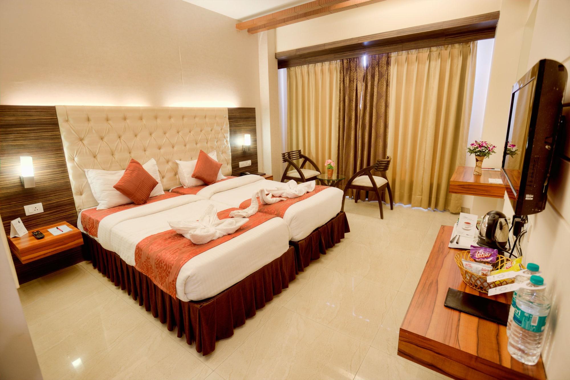 Mercure Chandigarh Tribune Chowk Екстериор снимка