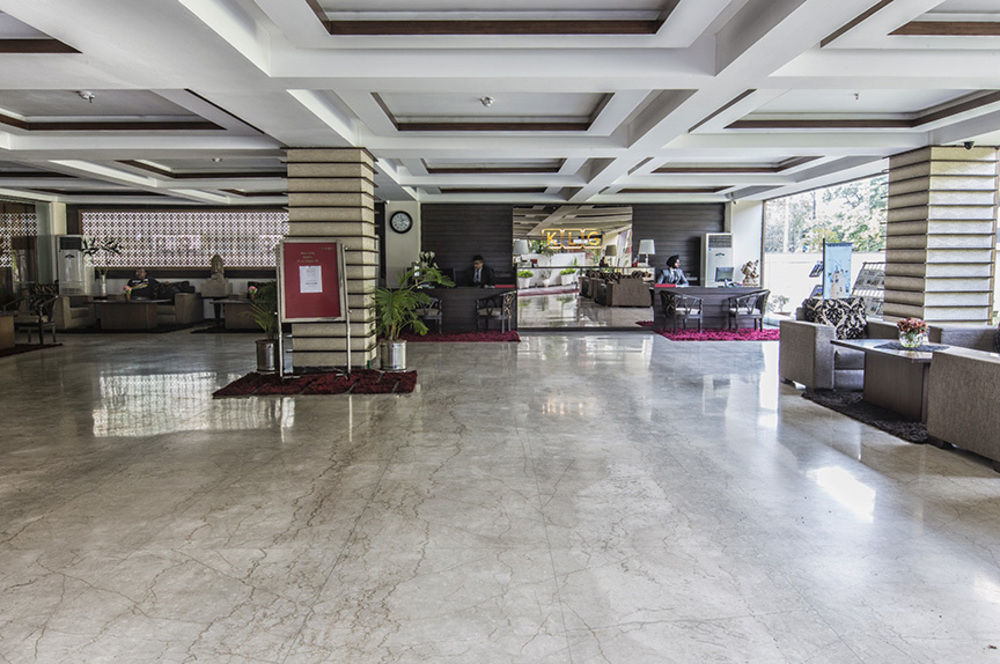 Mercure Chandigarh Tribune Chowk Екстериор снимка