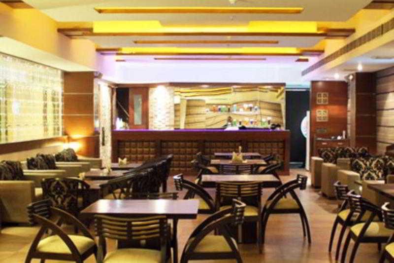 Mercure Chandigarh Tribune Chowk Екстериор снимка